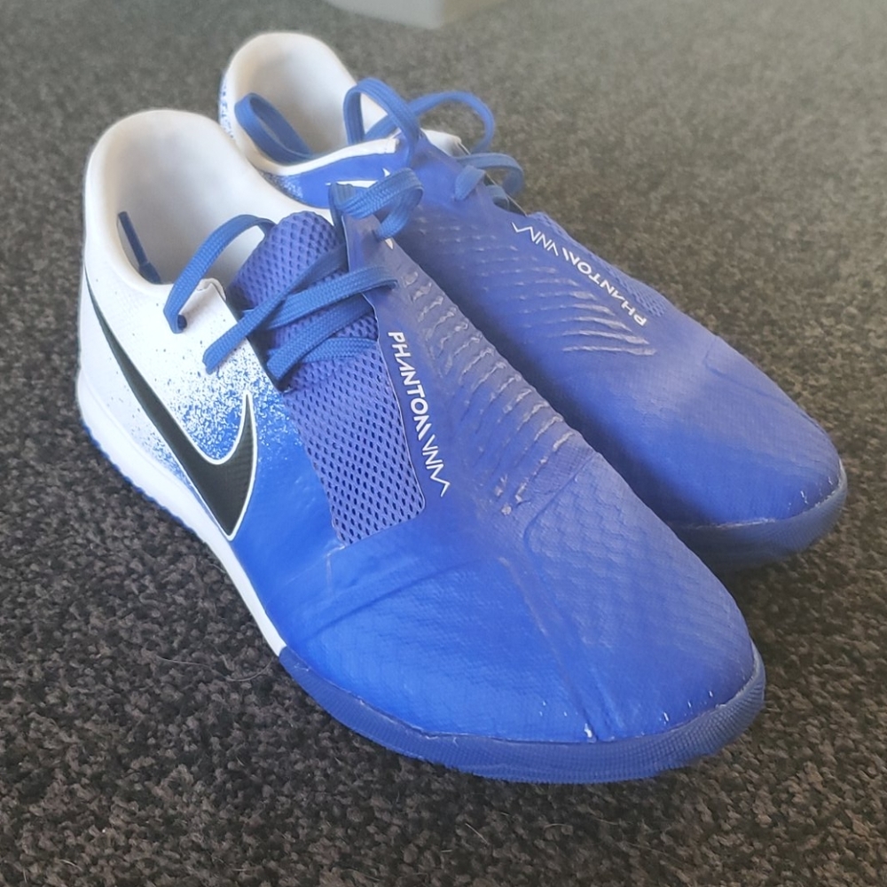 Nike Indoor Soccer Shoes